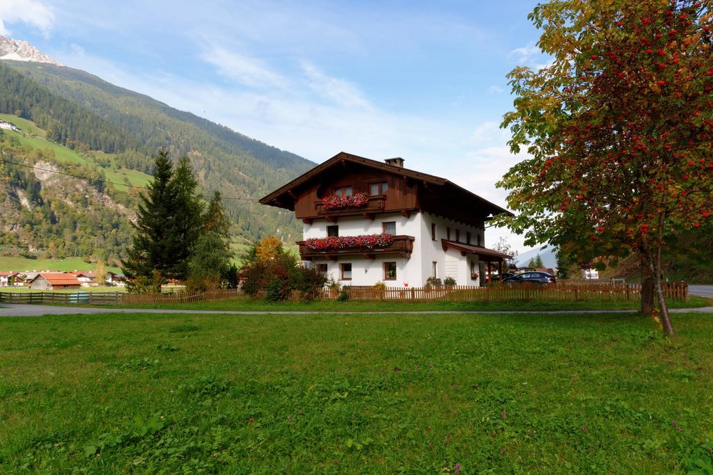 Ferienheim Gabi Apartment Neustift im Stubaital Exterior photo