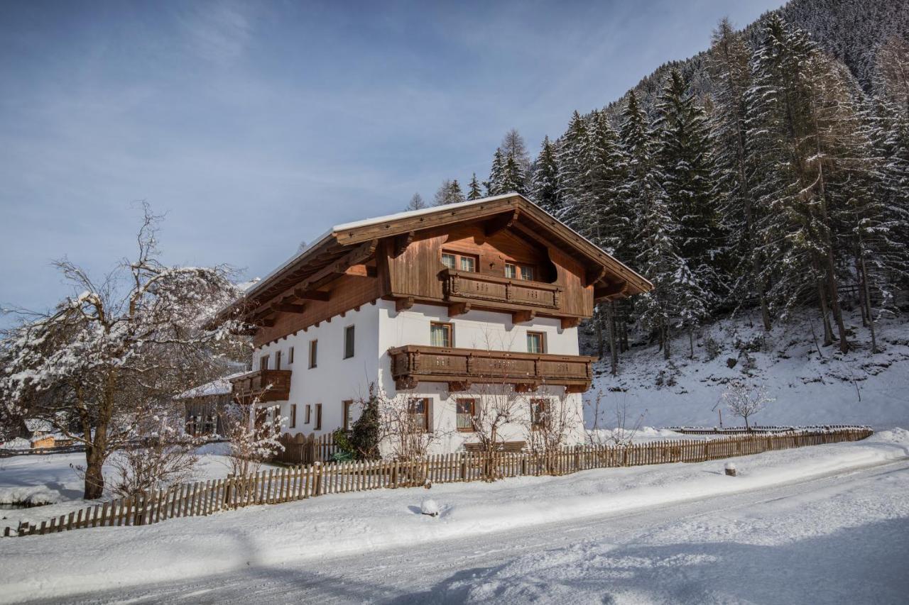 Ferienheim Gabi Apartment Neustift im Stubaital Exterior photo